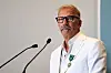 Kevin Costner a également reçu les insignes d'officier des Arts et des Lettres dimanche à Cannes.
