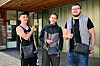 Malgré leur vote par défaut, fait par obligation, Kevin, Alex et Raphaël sont venus voter tout sourire.