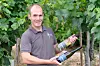 Jean-Marc Schlink, premier vigneron luxembourgeois sur cette niche, vient d’ajouter un mousseux sans alcool au vin tranquille qu’il produit depuis l’année dernière.