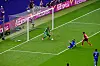 Isolé au point de penalty par Vargas, Freuler a réussi un joli numéro technique pour placer la Nati aux commandes avec un premier but.