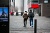 Privés de perspectives, les étudiants supportent de plus en plus mal la situation.