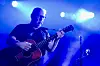 Black Francis, chanteur et membre fondateur des Pixies, a fait se succéder les couplets calmes et les refrains endiablés.