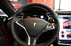 Les voitures électriques de l'entreprise d'Elon Musk sont en effet équipées de multiples capteurs, dont des caméras