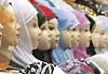 Les grandes chaînes de magasins de vêtements, comme Marks and Spencer, viennent de se lancer dans la mode islamique «pudique».
