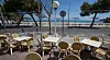 L’aménagement des terrasses de cafés et restaurants devra être repensé pour pouvoir accueillir à nouveau des touristes.