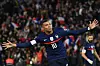 Le Parisien compile désormais 23 buts en 52 sélections, un record de précocité sous le maillot tricolore.