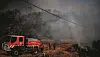 Selon la protection civile portugaise, bien que la journée de lundi s'annonce 'difficile', les incendies forestiers qui frappent le Portugal depuis samedi seraient 'maîtrisés à 90%'.