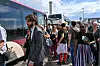 Tout au long de la journée, près de 200 bus transportent les frontaliers.
