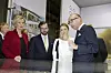 Le couple héritier et Francine Closener, la secrétaire d'État à l'Économie, devant une maquette du futur quartier de la Cloche d'or à Gasperich.