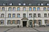 Le procès a été mis sur pause. La défense accuse une victime présumée et un témoin de mensonges.