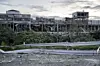 Des dégâts sont visibles dans une partie du centre commercial Aeon Mall Kumamoto, situé à Kashima, dans la préfecture de Kumamoto, ce mercredi.