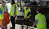 Les jeunes n'ont pas rechigné à la tâche et ont ramassé les détritus jetés par des passants peu respectueux du cadre de vie de la capitale. (photo Hervé Montaigu)
