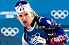 Si elle décrochait l'or dans la mass start, Julia Simon rejoindrait le nageur Léon Marchand.