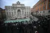 La mairie de Rome estime que le billet d’accès à la fontaine de Trevi pourrait rapporter 6,5 millions d’euros par an à la ville.
