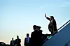 Donald Trump arrive à l'aéroport international de Palm Beach, vendredi. Washington ne veut pas «ouvrir le dialogue» avec Pékin, mais instaurer «un rapport de force».