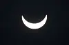 Le 20 mars 2015, l’éclipse avait été spectaculaire, laissant à peine au Soleil le loisir d’offrir un sourire lumineux aux observateurs.