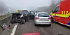 Malgré des dégâts matériels impressionnants, l'accident n'a fait «que» deux blessés légers. (photos police grand-ducale)