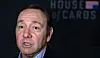 Huit employés actuels et passés de la série phare de Netflix 'House of Cards' auraient qualifié de 'toxique' l'ambiance de travail sur les plateaux de la série en raison du comportement de 'prédateur' de l'acteur.