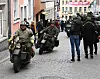 Le bruit des moteurs des véhicules militaires, allant de motos aux chars, ont résonné dans les ruelles au pied du château à l’occasion de la fête populaire.