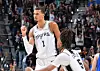 Victor Wembanyama serre le poing. Les Spurs ont marché sur le Thunder.