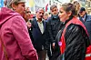 La présidente de l’OGBL, Nora Back (à d.), en discussion avec les députés Sam Tanson (déi gréng), Taina Bofferding (LSAP), Marc Baum (déi Lénk) et Franz Fayot (LSAP).