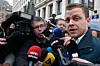 Cedric Moisse, l'un des avocats de Salah Abdeslam, devant des journalistes le 31 mars 2016 à Bruxelles.