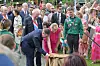 En tant que chef des scouts luxembourgeois, le Grand-Duc héritier a symboliquement allumé un feu de camp.