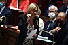 'Il faut que les grands acteurs, les administrations, les entreprises, réduisent leur consommation', a insisté la ministre.