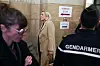 Marine Le Pen, rattrapée par les pratiques des années de vaches maigres de son parti, pourrait voir sa quatrième candidature à l'Élysée empêchée par la justice.