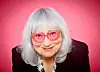 'Il a fallu que j’écrive un livre pour adultes pour qu’enfin on parle de moi !', s'amuse l'auteure. (photo Céline Nieszawer/leextra)