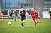 «On ne passe pas», semble indiquer le Differdangeois Amine Naïfi à l'Hesperangeois Bryan Nouvier. À raison (Photo Luis Mangorrinha).