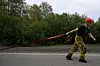 Près de 500 personnes sont sur le pont pour tenter de contenir le feu qui sévit depuis vendredi.