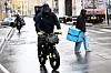 Les livreurs de Wolt, Wedely ou Uber Eats aspirent «à être considérés avec respect et dignité».
