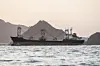 Un navire de commerce est au mouillage au large des côtes du Yémen, près de Bab el-Mandeb – le détroit reliant la mer Rouge au golfe d'Aden et à l'océan Indien.