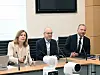 Le ministre Gilles Roth (à d.) en commission parlementaire avec le Premier ministre, Luc Frieden, et la députée Diane Adehm.