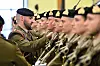 Renforcée par des investissements massifs, l'armée est néanmoins confrontée à un mal-être croissant de ses troupes.