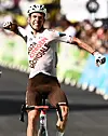 Le 10 juillet 2022, Bob Jungels remporte la 9e étape du Tour de France.