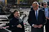 Volodymyr Zelensky et Friedrich Merz, sur le site de l’Académie des sciences à Kiev, ce dimanche matin.