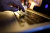 Le hacker est d’ailleurs connu pour s’être déjà attaqué aux mondes du tourisme et de l’immobilier français. (Photo d’