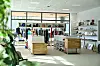 Sur 160 m², la boutique de seconde main permet aux habitants de déposer leurs objets et d’en récupérer d’autres gratuitement.