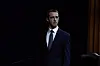Après Jesse Eisenberg dans The Social Network, c'est Jeremy Strong qui incarne Mark Zuckerberg dans The Social Reckoning, actuellement en salles.