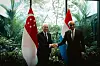 Luc Frieden aux côtés de Tharman Shanmugaratnam, président de la république de Singapour.