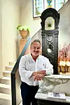 Actuel directeur de Mobilier Bonn, Jean-Claude Lazard représente la sixième génération de la famille fondatrice.