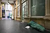 Les nuits caniculaires sont dangereuses pour la vie des sans-abris.