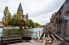 La passerelle du Temple neuf se situant dans le secteur sauvegardé de la ville, les règles sont très strictes.