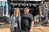 Violeta Frank et Sean McKeown sont aux commandes d’un spectacle mélangeant artistes internationaux et locaux dont les numéros racontent en filigrane l’histoire de la ville.