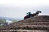 Les exploitations agricoles, viticoles et maraîchères ainsi que les entreprises industrielles et commerciales sont concernées.