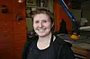 À 22 ans, Benita travaille depuis plus de deux ans déjà au sein des ateliers Bauer.