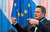 «Mon objectif n'est pas de collecter des 'J'aime' sur les réseaux sociaux, mais d'avoir une situation maîtrisable, en dépit du fait qu'un texte de loi ne peut jamais être parfait», se défend Xavier Bettel (photo : Julien Garroy).