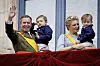 L’apparition du couple grand-ducal a entraîné de nombreux applaudissements et cris de joie dans le public.